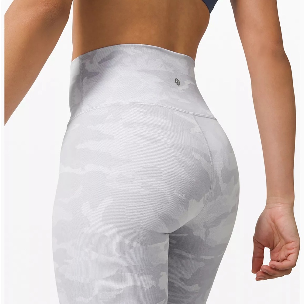 Lululemon Wunder Under Incognito Camo Alpine White